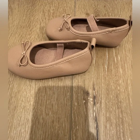 Girls Zara flats/ballerina shoes - Picture 2 of 2